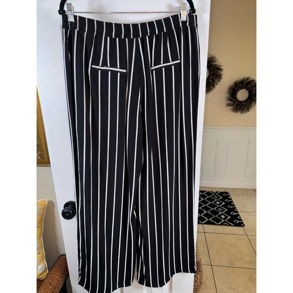 Jane & John Office Siren Corpcore 16 Black/White Pin Stripe Wide Leg  Pants - Picture 9 of 11